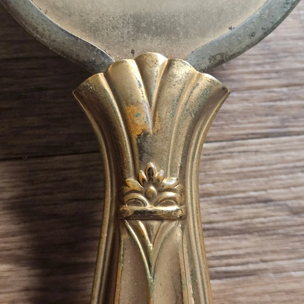 Vintage 50s 60s Handheld Regency Gold Tone Shield Hairbrush 3D Floral Branch 10